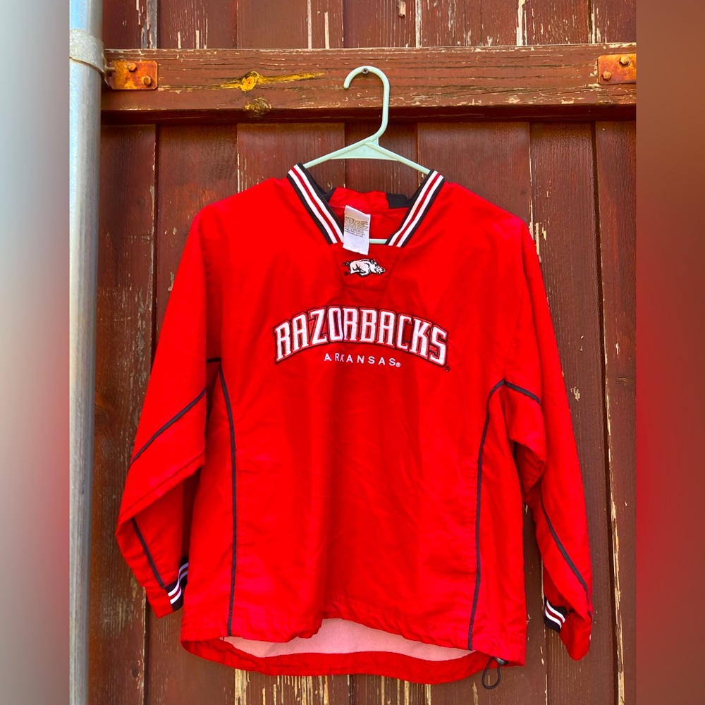 Razorback Windbreaker perfect for any University Arkansas fan!!
